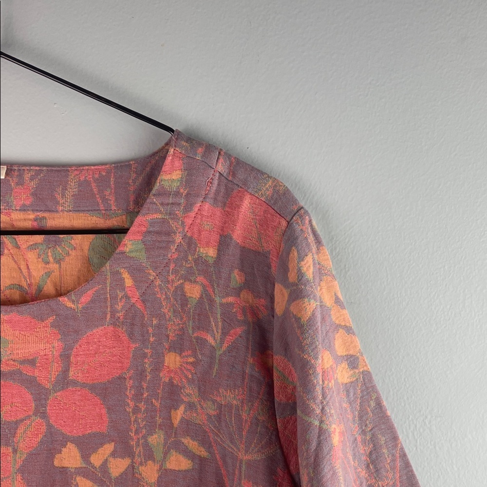 Floral Wrap-Style Wide Sleeve Top in Coral Pink Size L - Picture 4 of 12